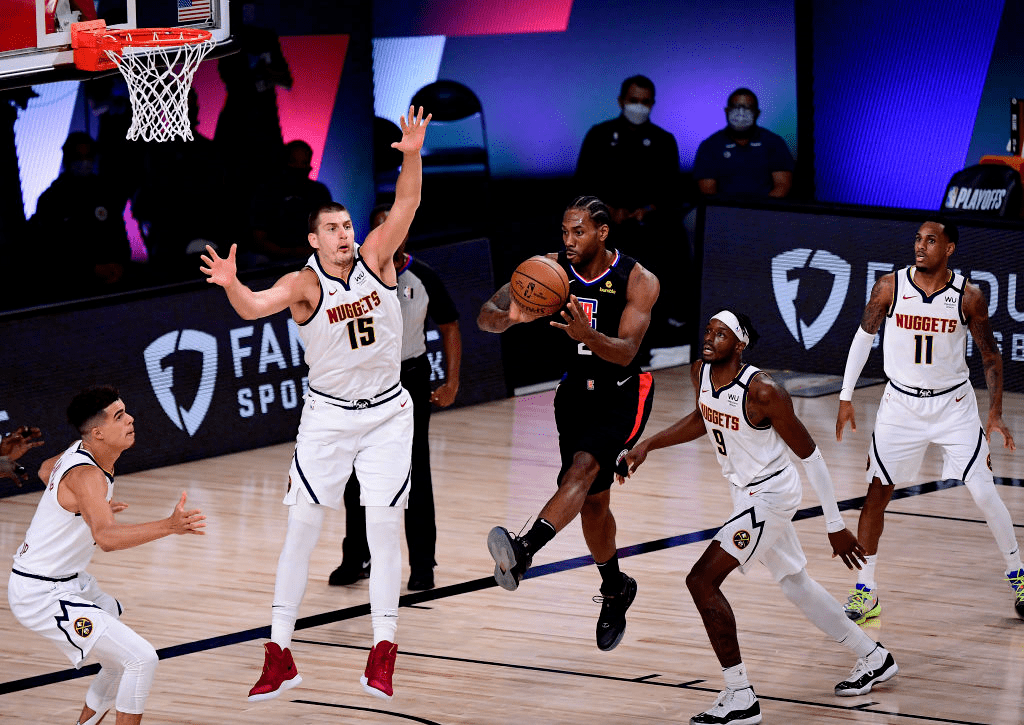  约基奇全能数据助力掘金主场力克快船队